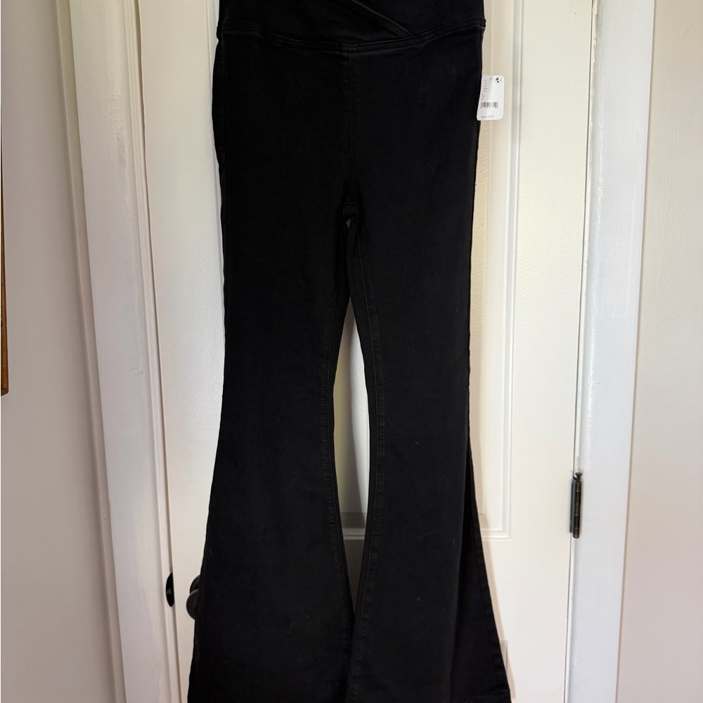 We The Free Venice Beach High Rise Flare Pull on Stretch Jean NWT